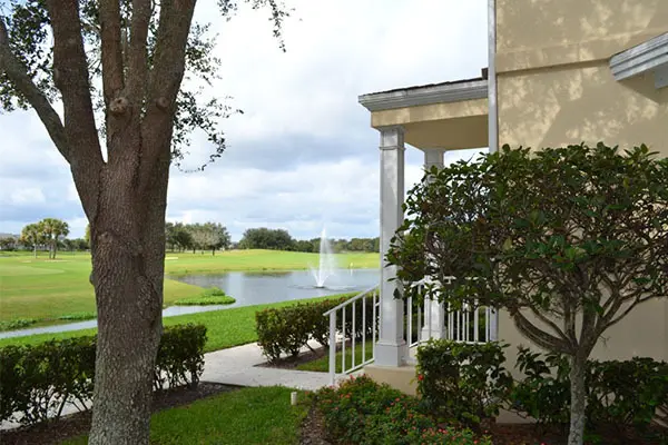 Charleston Court at Abacoa 01