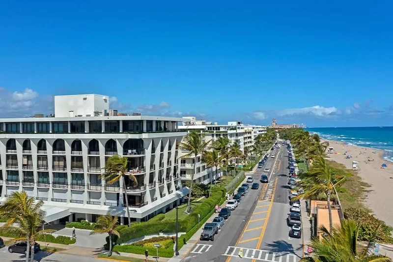 Dunster_House_Palm_Beach_02