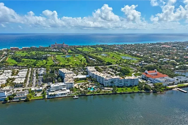 Palm_Beach_Towers_04