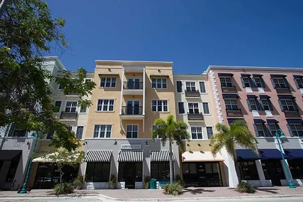 city-walk-at-pineapple-grove-delray-beach-004